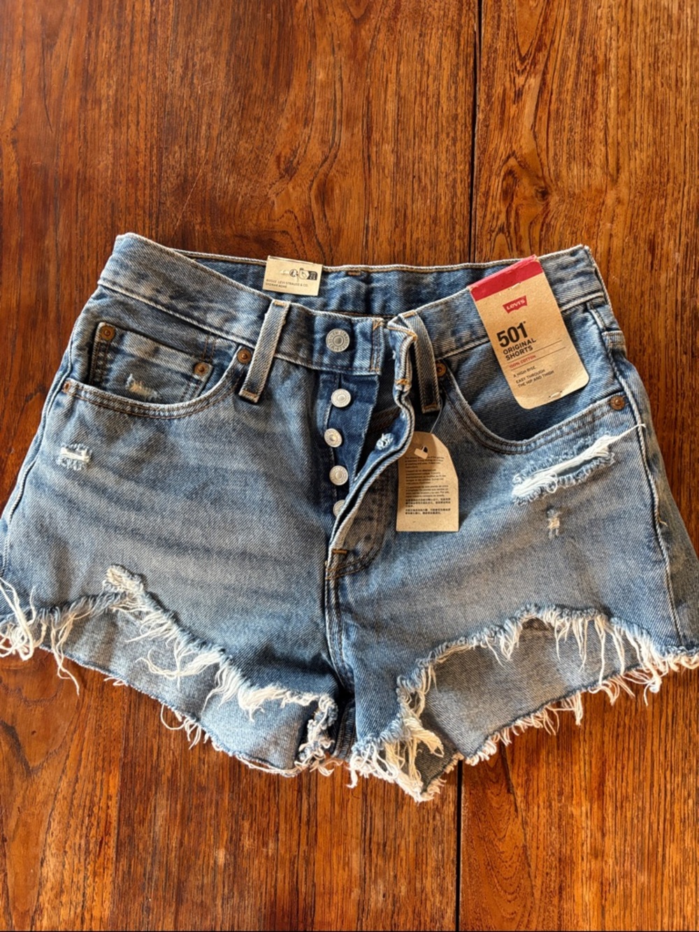 Levi's Light Blue Distressed Button-Fly Denim Shorts nwt